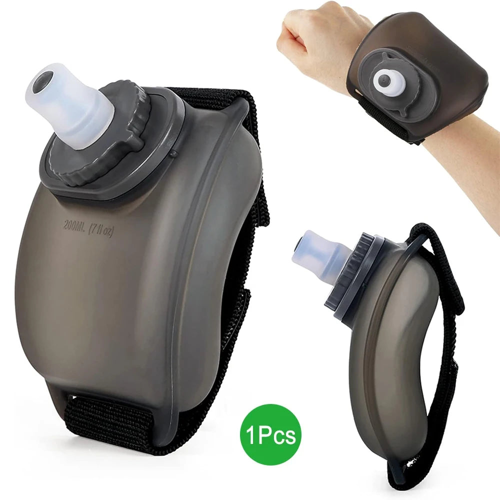 Botella de Agua de Muñeca 200 ml – Portátil, Manos Libres y Reutilizable para Running, Ciclismo y Deportes al Aire Libre